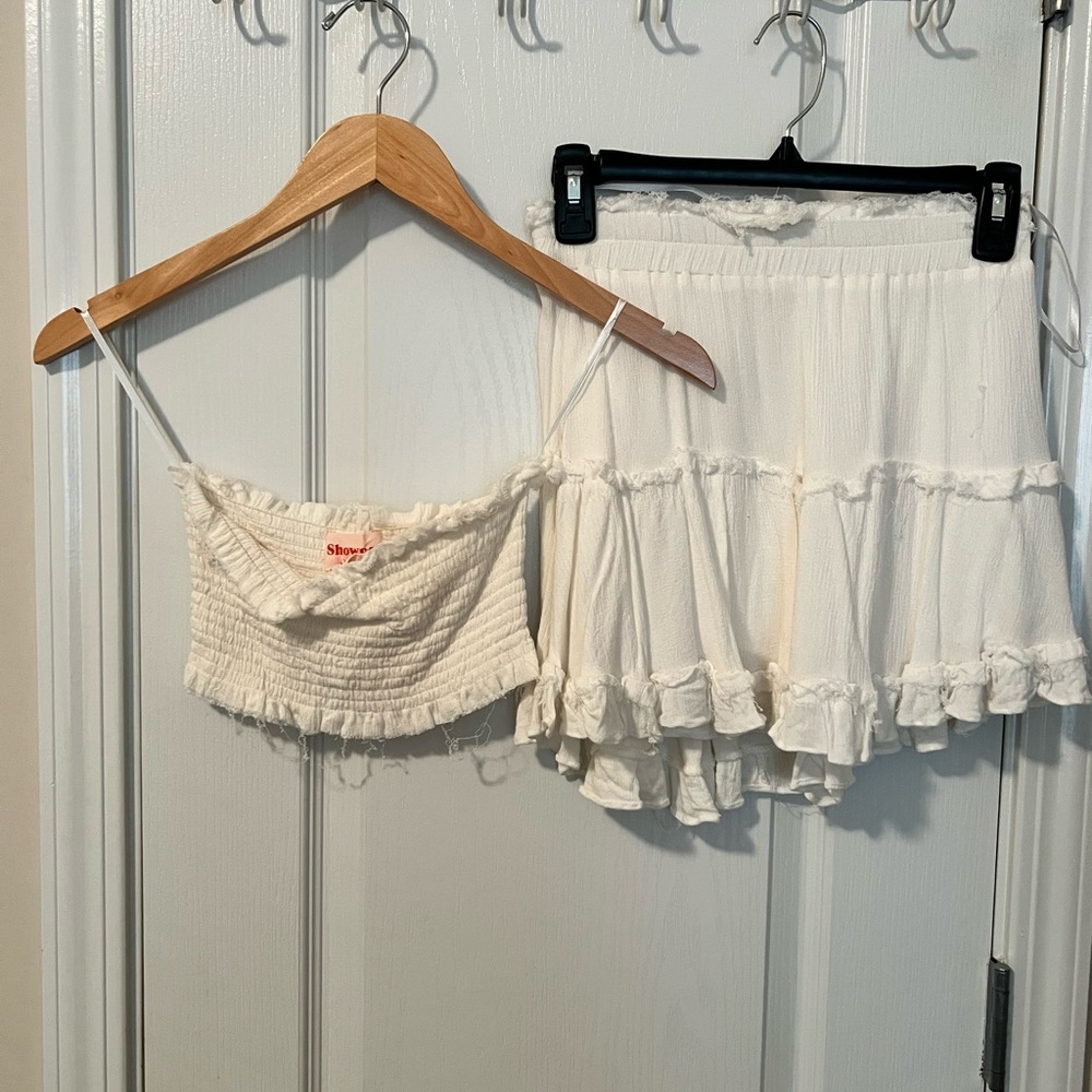 Showpo two piece skirt set. Worn once. Size 4.